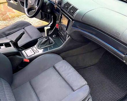 Синий БМВ 5 Серия, объемом двигателя 2.2 л и пробегом 0 тыс. км за 3000 $, фото 7 на Automoto.ua