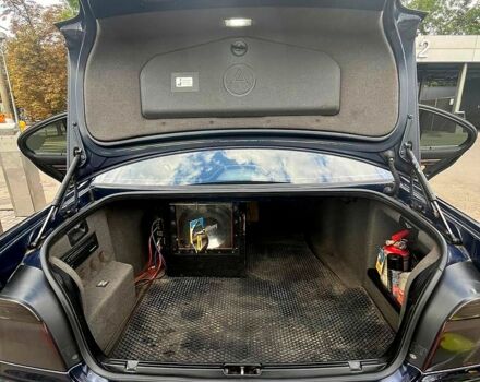 Синий БМВ 5 Серия, объемом двигателя 3 л и пробегом 278 тыс. км за 6800 $, фото 8 на Automoto.ua