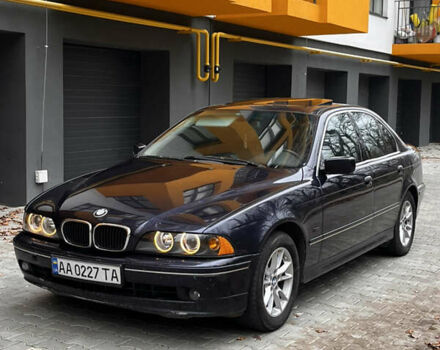 Синий БМВ 5 Серия, объемом двигателя 4.4 л и пробегом 340 тыс. км за 3950 $, фото 2 на Automoto.ua