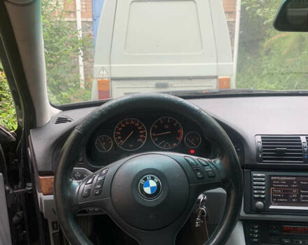 Синий БМВ 5 Серия, объемом двигателя 4.4 л и пробегом 357 тыс. км за 5250 $, фото 16 на Automoto.ua