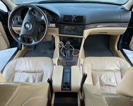 Синий БМВ 5 Серия, объемом двигателя 3 л и пробегом 420 тыс. км за 9927 $, фото 1 на Automoto.ua