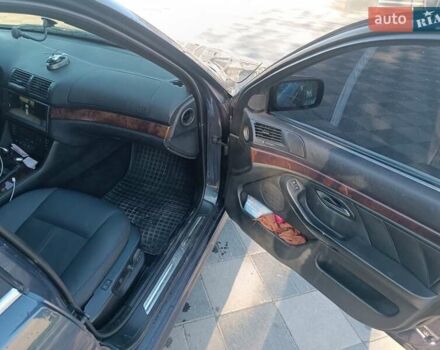 Синий БМВ 5 Серия, объемом двигателя 3 л и пробегом 365 тыс. км за 7500 $, фото 5 на Automoto.ua