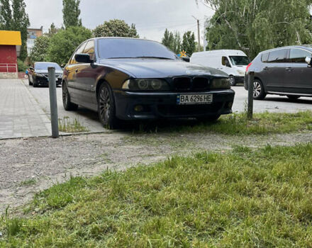 Синий БМВ 5 Серия, объемом двигателя 3 л и пробегом 333 тыс. км за 7300 $, фото 9 на Automoto.ua