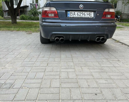 Синий БМВ 5 Серия, объемом двигателя 3 л и пробегом 333 тыс. км за 7300 $, фото 1 на Automoto.ua