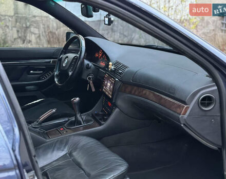 Синий БМВ 5 Серия, объемом двигателя 2.5 л и пробегом 460 тыс. км за 5900 $, фото 19 на Automoto.ua