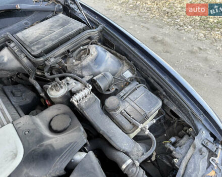 Синий БМВ 5 Серия, объемом двигателя 2 л и пробегом 433 тыс. км за 3099 $, фото 19 на Automoto.ua