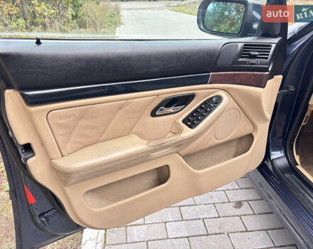 Синій БМВ 5 Серія, об'ємом двигуна 2.5 л та пробігом 409 тис. км за 6499 $, фото 31 на Automoto.ua