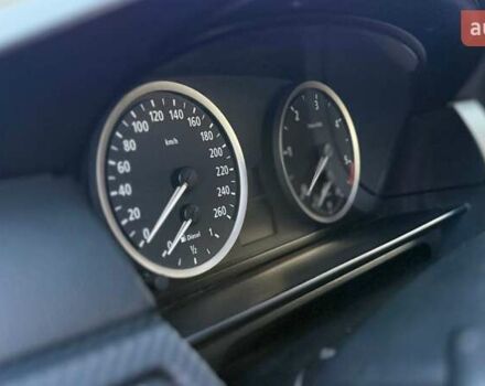 Синий БМВ 5 Серия, объемом двигателя 2.99 л и пробегом 334 тыс. км за 7500 $, фото 9 на Automoto.ua