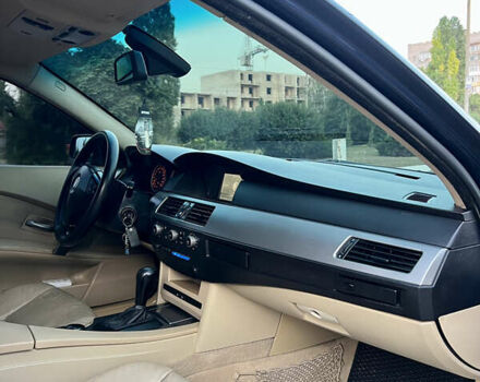 Синий БМВ 5 Серия, объемом двигателя 2.99 л и пробегом 325 тыс. км за 8500 $, фото 19 на Automoto.ua