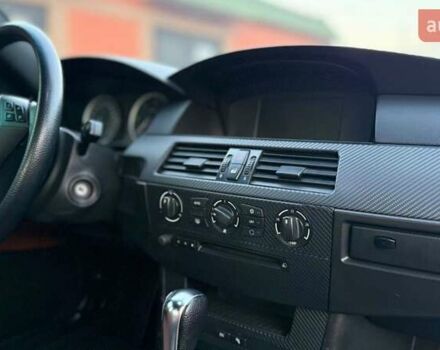 Синий БМВ 5 Серия, объемом двигателя 2.99 л и пробегом 334 тыс. км за 7500 $, фото 7 на Automoto.ua