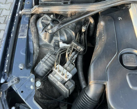 Синій БМВ 5 Серія, об'ємом двигуна 3 л та пробігом 279 тис. км за 9900 $, фото 33 на Automoto.ua