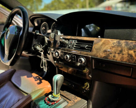 Синий БМВ 5 Серия, объемом двигателя 2.49 л и пробегом 365 тыс. км за 7999 $, фото 13 на Automoto.ua