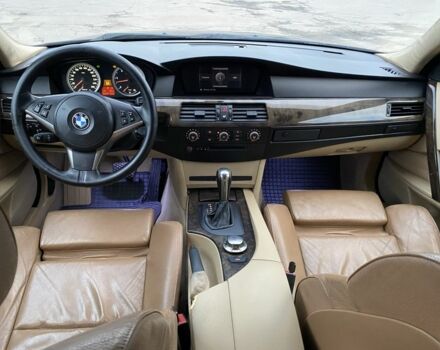 Синій БМВ 5 Серія, об'ємом двигуна 3 л та пробігом 400 тис. км за 4450 $, фото 22 на Automoto.ua