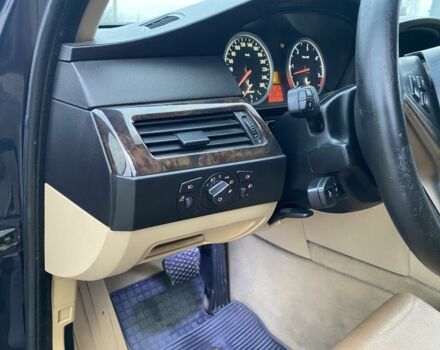 Синій БМВ 5 Серія, об'ємом двигуна 3 л та пробігом 400 тис. км за 4450 $, фото 23 на Automoto.ua