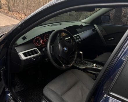 Синий БМВ 5 Серия, объемом двигателя 2.5 л и пробегом 261 тыс. км за 8200 $, фото 7 на Automoto.ua