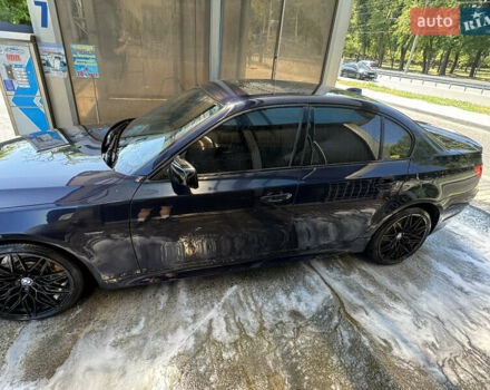 Синий БМВ 5 Серия, объемом двигателя 4.4 л и пробегом 235 тыс. км за 9300 $, фото 2 на Automoto.ua