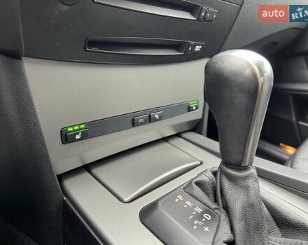 Синій БМВ 5 Серія, об'ємом двигуна 3 л та пробігом 337 тис. км за 9750 $, фото 27 на Automoto.ua