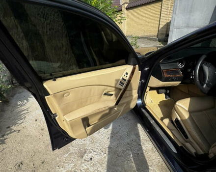Синій БМВ 5 Серія, об'ємом двигуна 3 л та пробігом 282 тис. км за 8500 $, фото 13 на Automoto.ua