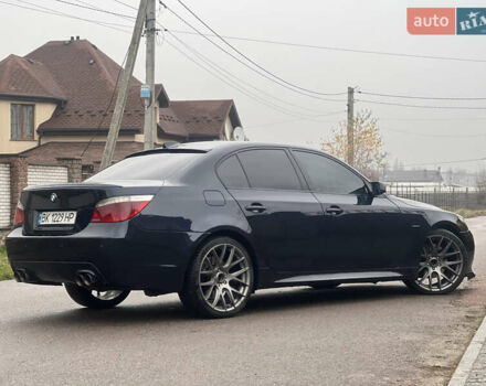 Синій БМВ 5 Серія, об'ємом двигуна 4.8 л та пробігом 387 тис. км за 10800 $, фото 5 на Automoto.ua