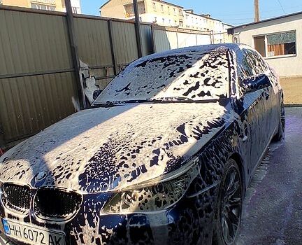 Синий БМВ 5 Серия, объемом двигателя 2.5 л и пробегом 262 тыс. км за 8500 $, фото 5 на Automoto.ua