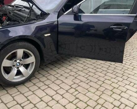 Синий БМВ 5 Серия, объемом двигателя 2.5 л и пробегом 299 тыс. км за 10000 $, фото 1 на Automoto.ua