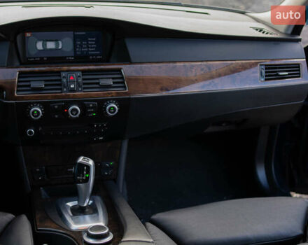 Синий БМВ 5 Серия, объемом двигателя 3.5 л и пробегом 250 тыс. км за 13000 $, фото 44 на Automoto.ua