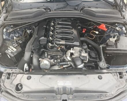 Синий БМВ 5 Серия, объемом двигателя 3 л и пробегом 400 тыс. км за 5500 $, фото 9 на Automoto.ua