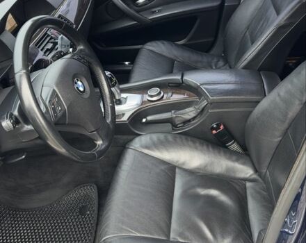 Синий БМВ 5 Серия, объемом двигателя 2.5 л и пробегом 265 тыс. км за 11000 $, фото 2 на Automoto.ua