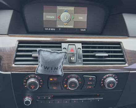 Синій БМВ 5 Серія, об'ємом двигуна 2.5 л та пробігом 265 тис. км за 11000 $, фото 6 на Automoto.ua