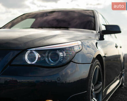 Синий БМВ 5 Серия, объемом двигателя 3.5 л и пробегом 250 тыс. км за 13000 $, фото 31 на Automoto.ua