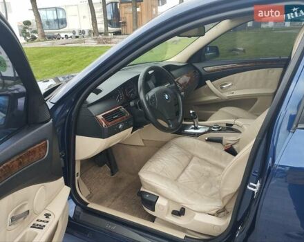 Синий БМВ 5 Серия, объемом двигателя 2.5 л и пробегом 282 тыс. км за 7990 $, фото 10 на Automoto.ua