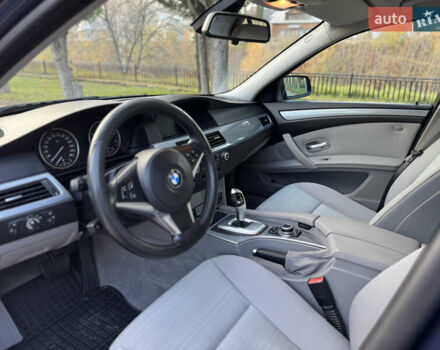 Синій БМВ 5 Серія, об'ємом двигуна 2 л та пробігом 252 тис. км за 8400 $, фото 24 на Automoto.ua