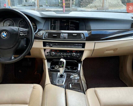 Синій БМВ 5 Серія, об'ємом двигуна 3 л та пробігом 328 тис. км за 11500 $, фото 5 на Automoto.ua