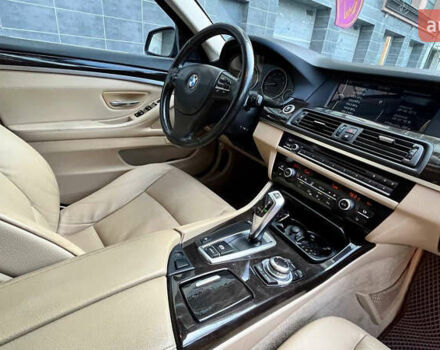 Синій БМВ 5 Серія, об'ємом двигуна 3 л та пробігом 328 тис. км за 11500 $, фото 8 на Automoto.ua