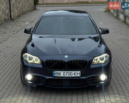 Синий БМВ 5 Серия, объемом двигателя 2.99 л и пробегом 280 тыс. км за 15999 $, фото 6 на Automoto.ua