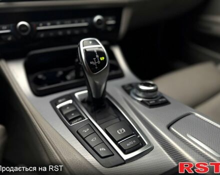 Синій БМВ 5 Серія, об'ємом двигуна 3 л та пробігом 200 тис. км за 17800 $, фото 10 на Automoto.ua