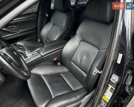 Синий БМВ 5 Серия, объемом двигателя 2.98 л и пробегом 155 тыс. км за 16000 $, фото 9 на Automoto.ua