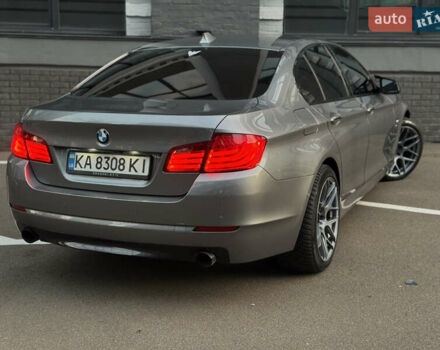 Синий БМВ 5 Серия, объемом двигателя 3 л и пробегом 200 тыс. км за 13500 $, фото 4 на Automoto.ua