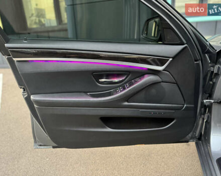 Синий БМВ 5 Серия, объемом двигателя 3 л и пробегом 200 тыс. км за 13500 $, фото 13 на Automoto.ua