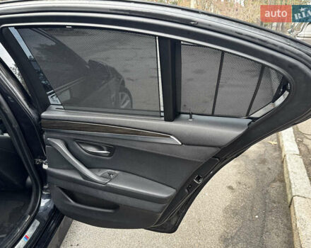 Синий БМВ 5 Серия, объемом двигателя 2.98 л и пробегом 155 тыс. км за 16000 $, фото 11 на Automoto.ua