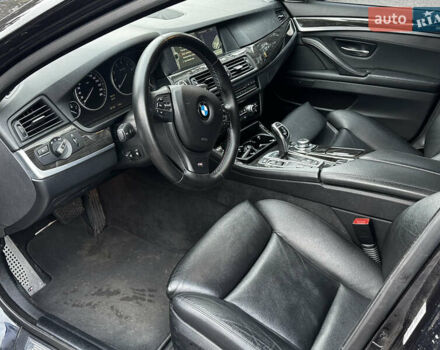 Синий БМВ 5 Серия, объемом двигателя 2.98 л и пробегом 155 тыс. км за 16000 $, фото 7 на Automoto.ua