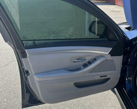 Синий БМВ 5 Серия, объемом двигателя 3.5 л и пробегом 200 тыс. км за 17800 $, фото 21 на Automoto.ua