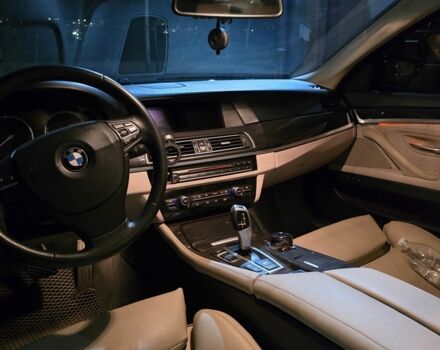 Синий БМВ 5 Серия, объемом двигателя 3 л и пробегом 170 тыс. км за 12000 $, фото 17 на Automoto.ua