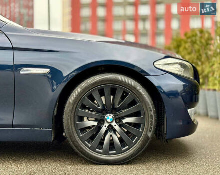 Синій БМВ 5 Серія, об'ємом двигуна 2 л та пробігом 288 тис. км за 13900 $, фото 12 на Automoto.ua