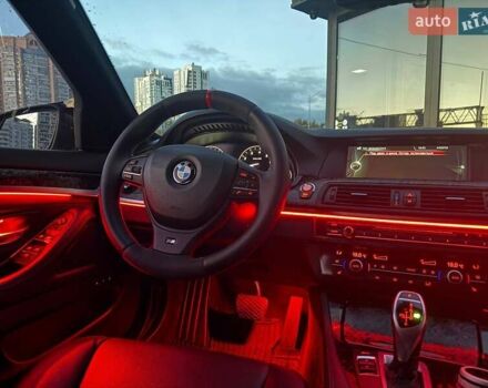 Синій БМВ 5 Серія, об'ємом двигуна 2 л та пробігом 252 тис. км за 14490 $, фото 15 на Automoto.ua