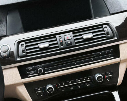 Синий БМВ 5 Серия, объемом двигателя 2.98 л и пробегом 224 тыс. км за 15500 $, фото 12 на Automoto.ua