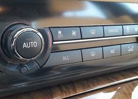 Синій БМВ 5 Серія, об'ємом двигуна 2 л та пробігом 222 тис. км за 16500 $, фото 28 на Automoto.ua