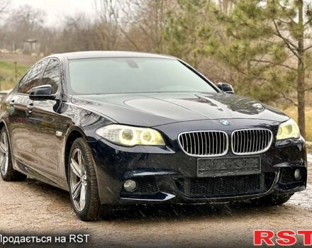 Синий БМВ 5 Серия, объемом двигателя 3 л и пробегом 215 тыс. км за 12400 $, фото 1 на Automoto.ua
