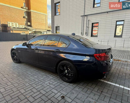 Синий БМВ 5 Серия, объемом двигателя 3 л и пробегом 220 тыс. км за 13900 $, фото 4 на Automoto.ua