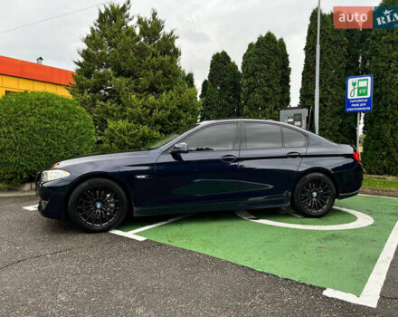 Синий БМВ 5 Серия, объемом двигателя 2.98 л и пробегом 200 тыс. км за 13000 $, фото 2 на Automoto.ua